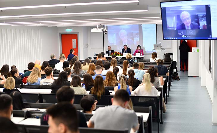 Ευρωπαϊκό Πανεπιστήμιο: Εσπερίδα «Επιλογή καριέρας και προκλήσεις του Νομικού Επαγγέλματος»