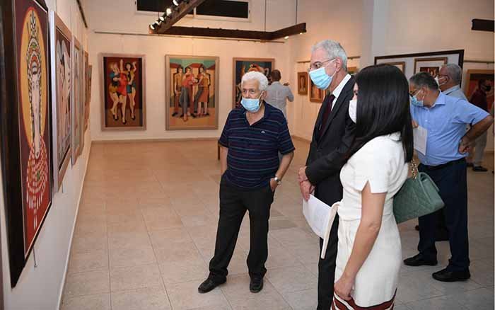 O Προδρόμου τέλεσε τα εγκαίνια της αναδρομικής έκθεσης ζωγραφικής και ψηφιδωτού του Γ. Κοτσώνη