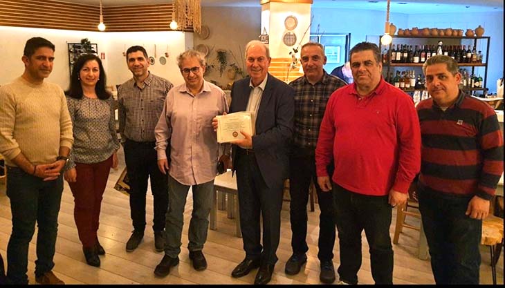 Ο Σύνδεσμος Θεολόγων ΟΕΛΜΕΚ τίμησε τον ΔΜΕ Κυπριανό Λούη