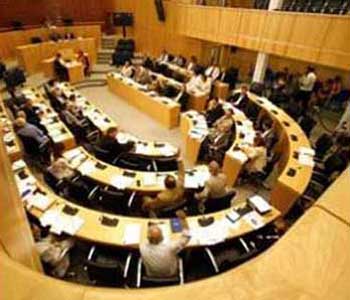 Ομόφωνα εγκρίθηκε από τη Βουλή ο Προϋπολογισμός του Ιδρύματος Κρατικών Υποτροφιών Κύπρου
