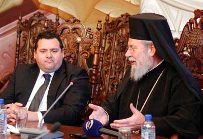 Αρχιεπίσκοπος προς Κενεβέζο: Η κυπριακή τοπολαλιά δεν μπορεί να γίνει και γλώσσα